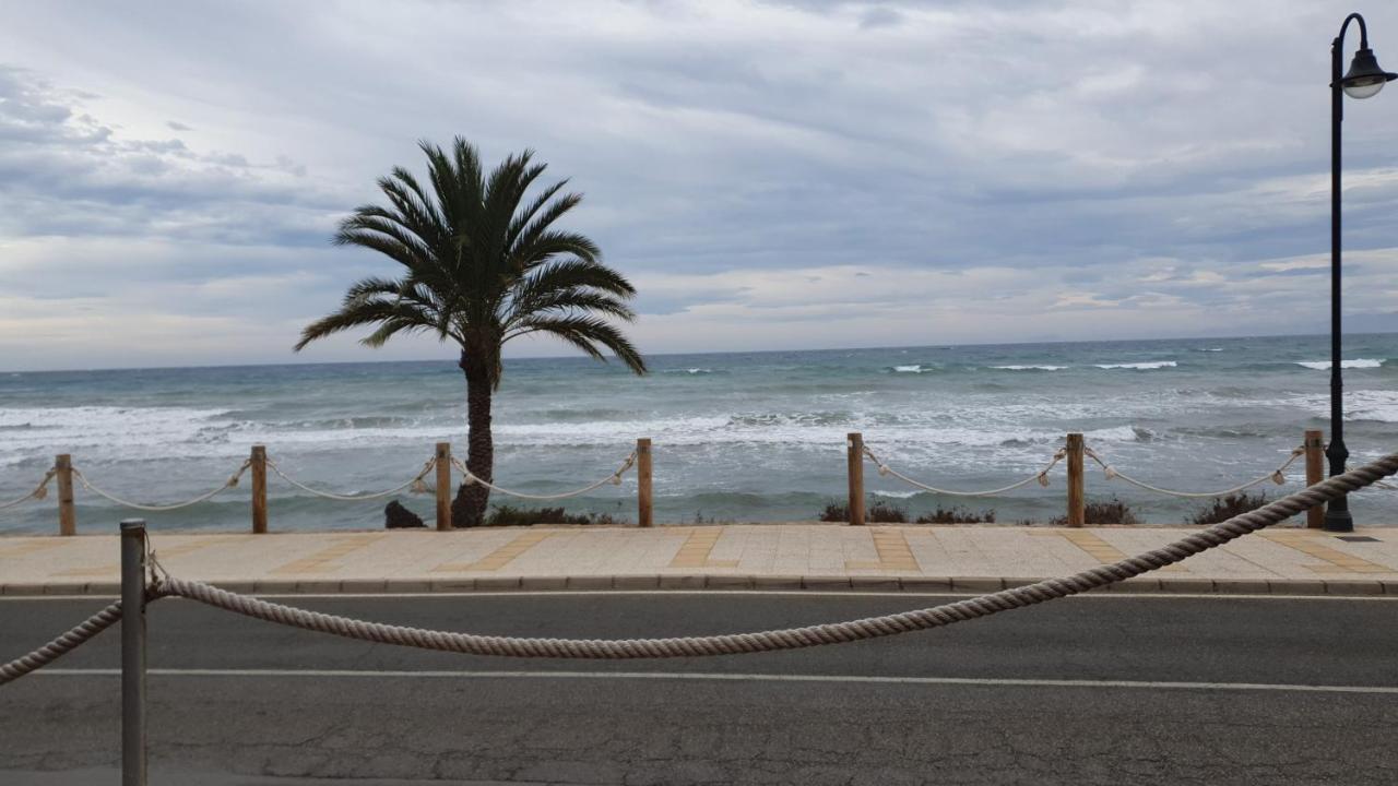 Apartamento En Primera Linea De Mar. มูร์เซีย ภายนอก รูปภาพ